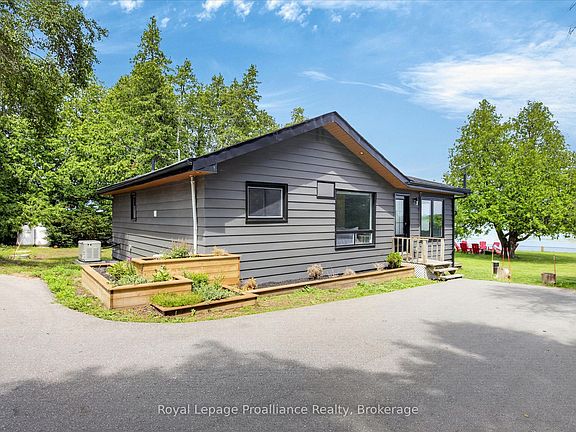 4th image of 18 Osprey Rd