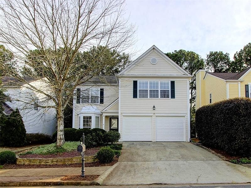 1st image of 611 Lullingstone Dr SE