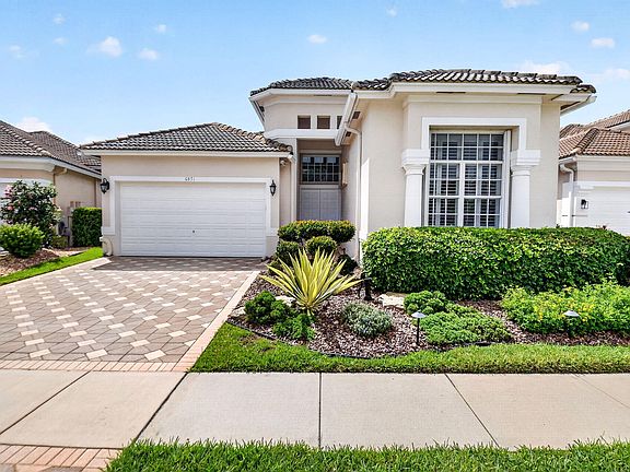 2nd image of 6871 Fairway Lakes Drive