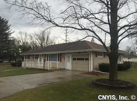3rd image of 12 Oakwood Ave