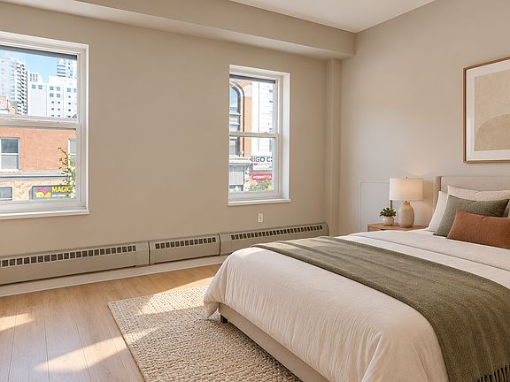 4th image of 212 Bank St #1604