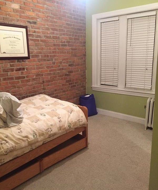2nd image of 1404 Commonwealth Ave APT 015