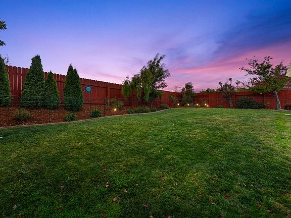 5th image of 4484 Aubergine Way