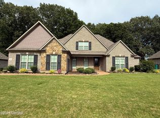 66 Rockwood Dr, Jackson, TN 38305