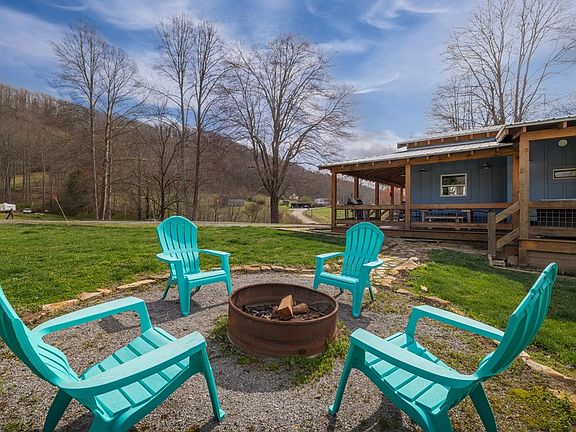 3rd image of 33 Harris Ln