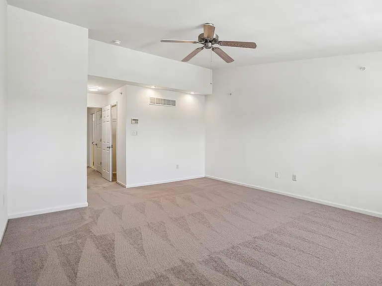 Bedminster 1 BR