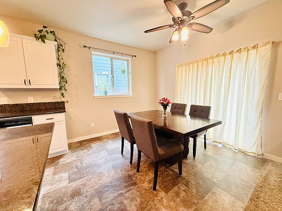 5th image of 5611 NE 52nd Pl