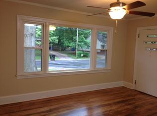 526 Walnut St, Mooresville, NC 28115