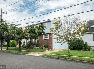 22 Lane Ave, Gloucester City, NJ 08030