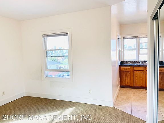 4th image of 510 20th St APT 4