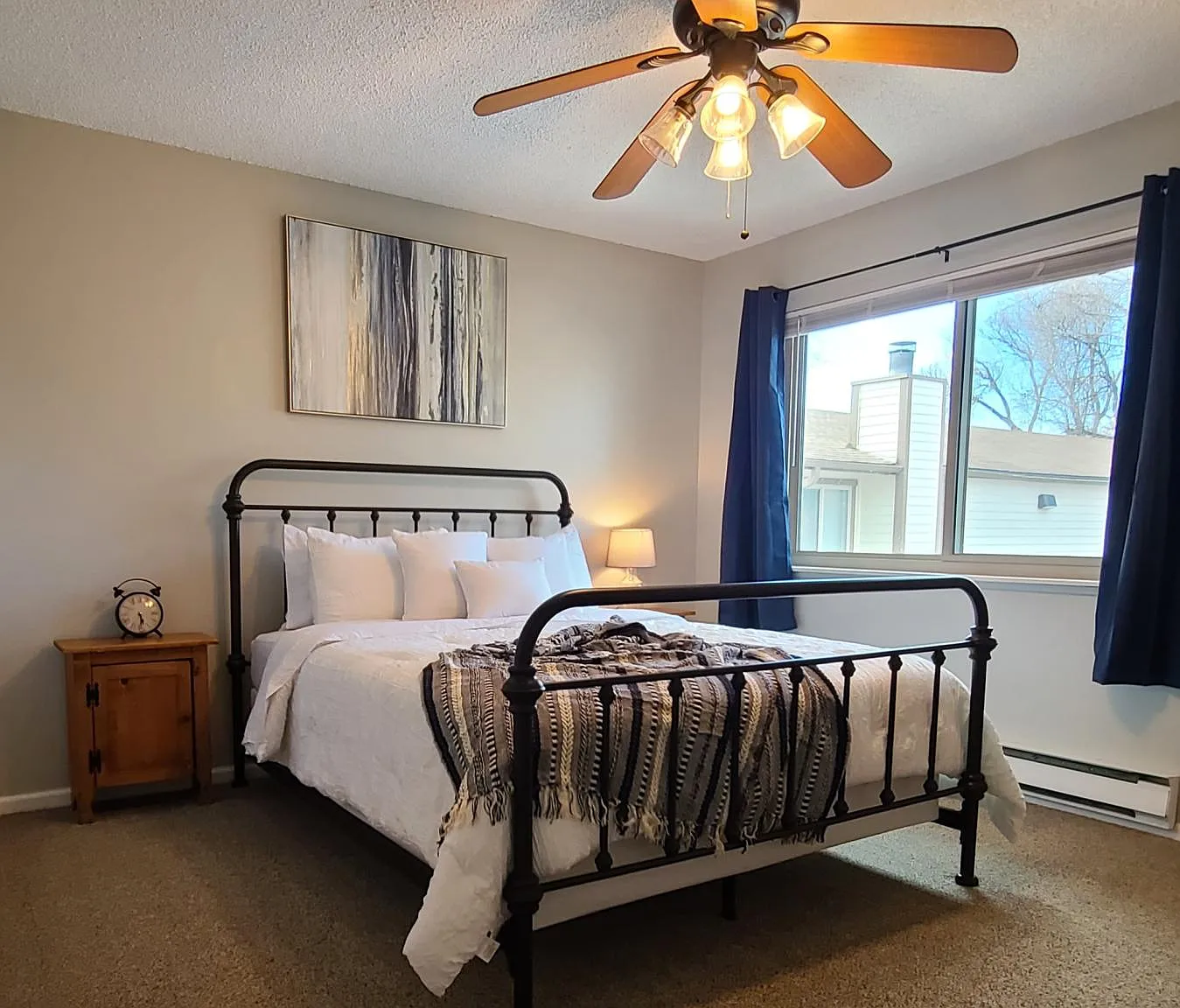 2 bed, 876 sqft, $1,500 — Photo 1