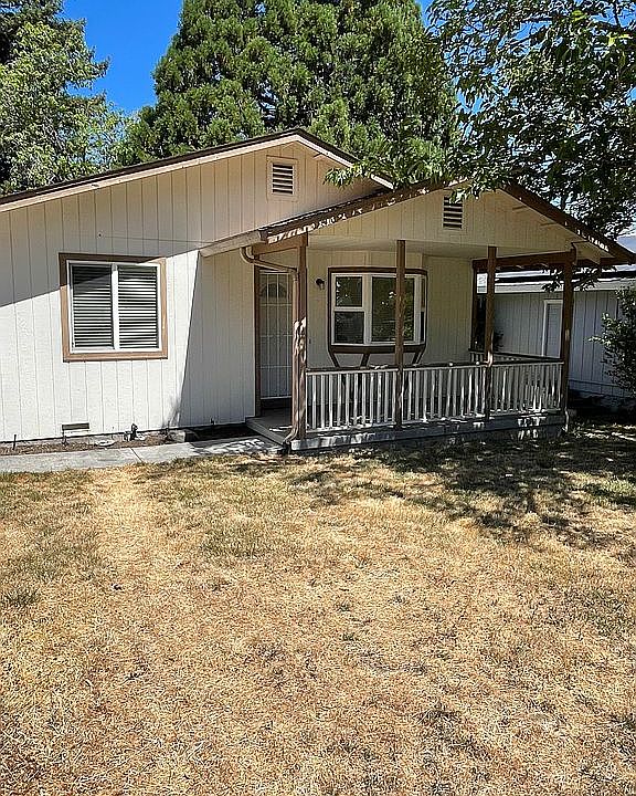 1st image of 444 Redwood Ave