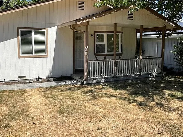 444 Redwood Ave, Willits, CA 95490