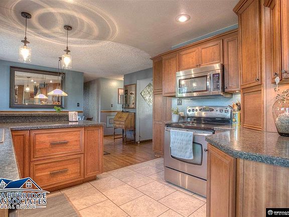 4th image of 1124 Aspen Dr