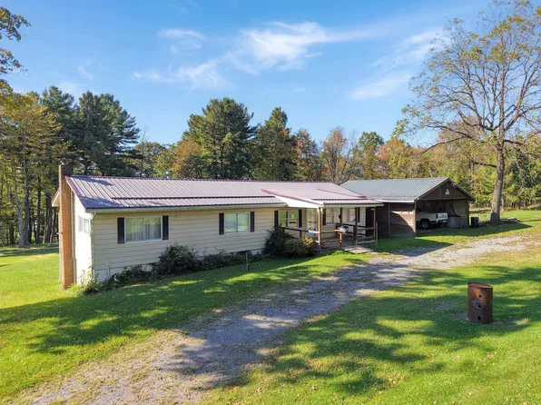 35 Viaduct Rd, Grampian, PA 16838