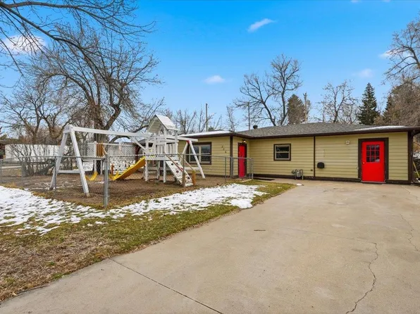 206 Hillcrest St, Spearfish, SD 57783