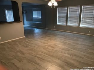 918 Saxonhill Dr, San Antonio, TX 78253