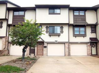 129 Palomino Dr, Weirton, WV 26062