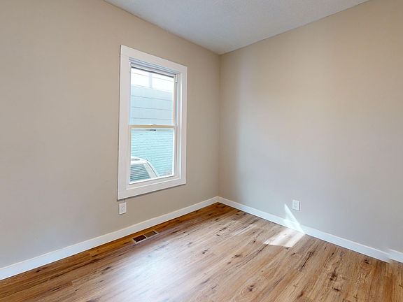5th image of 83 Nash St Floor 1