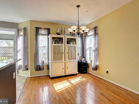 5th image of 3910 Apple Orchard Dr
