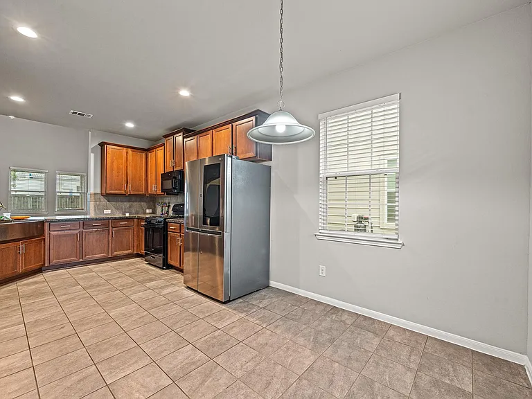 13826 Andover Park Dr — Photo 10