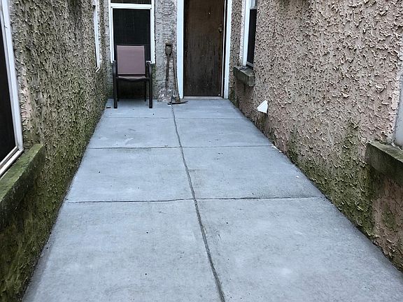 2nd image of 1011 S 13th St Floor 1