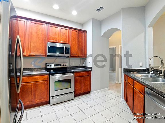 4th image of 3331 Whitestone Cir Unit 106