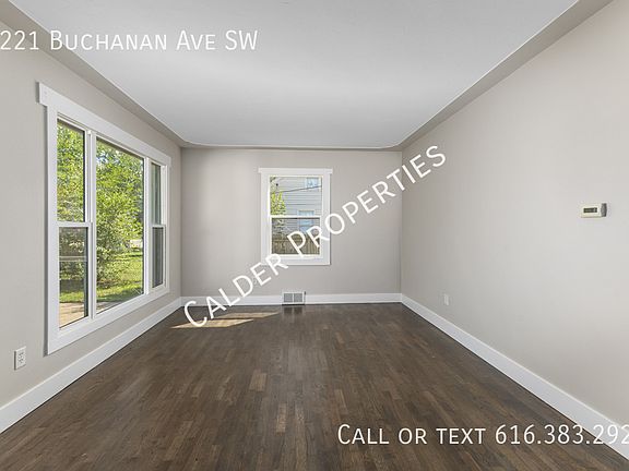 4th image of 4221 Buchanan Ave SW