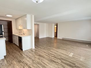 Villager Apartments, Seattle, WA 98125