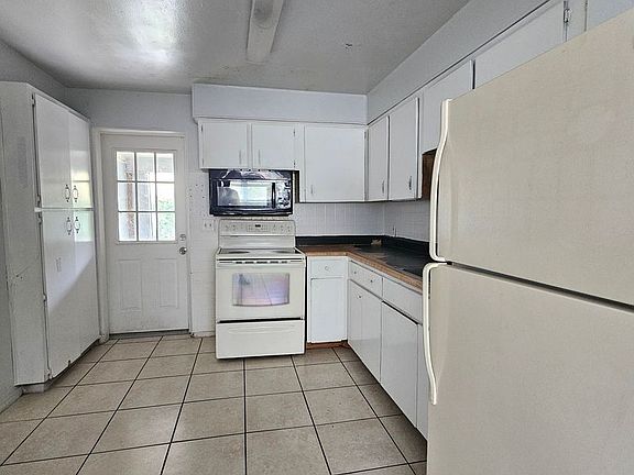 5th image of 1212 W Marjorie St