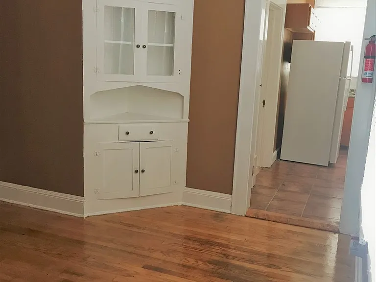 1620 Christine Dr — Photo 6