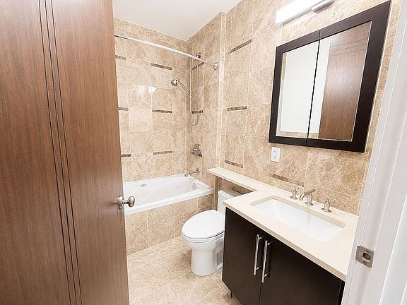 4th image of 3132 Union St APT 4C