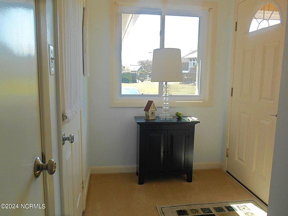 4th image of 11 Greenview Drive