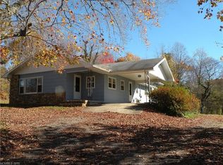814 N Cherokee Ave, Black Mountain, NC 28711