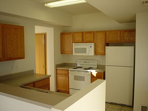 2nd image of 4411 Wimbledon Dr APT B2