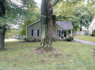 1208 Summer Dr, Dyersburg, TN 38024