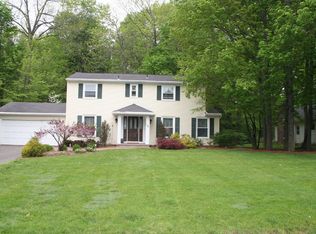 59 Shadowmoor Dr, Fairport, NY 14450
