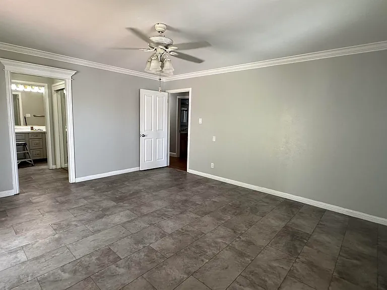 101 Shady Ln — Photo 16