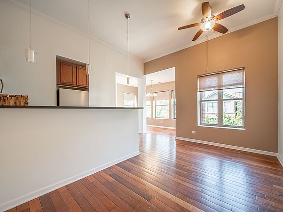 2nd image of 4731 S Ingleside Ave #3A