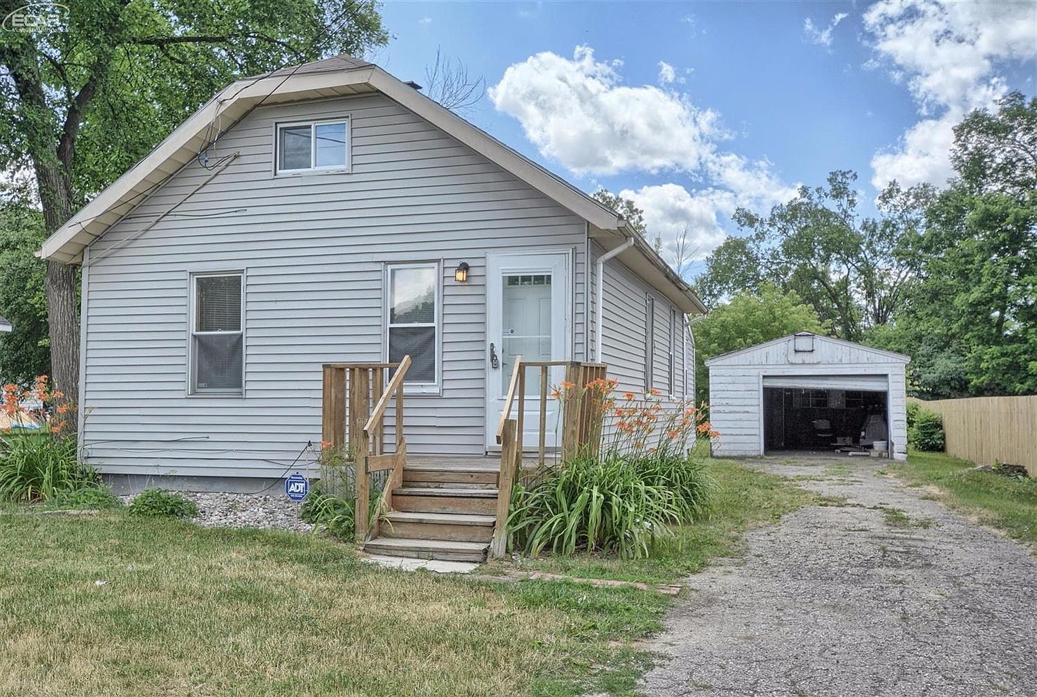 2030 S Term St, Burton, MI 48519 | Zillow