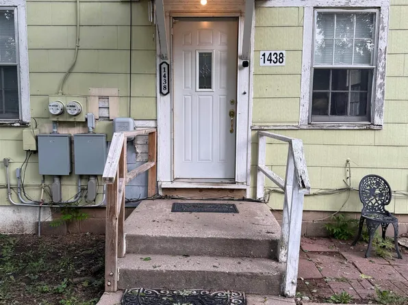 1438 S Pershing Ave, Wichita, KS 67218
