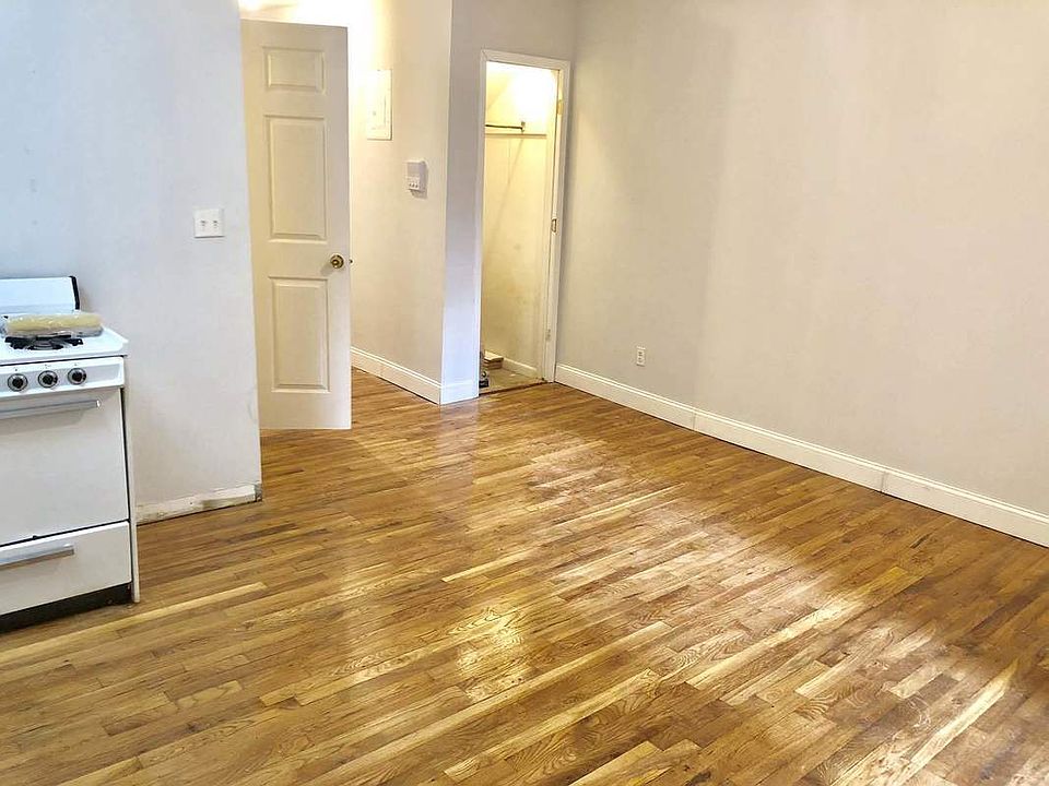 1st image of 118 Avenue C APT 1
