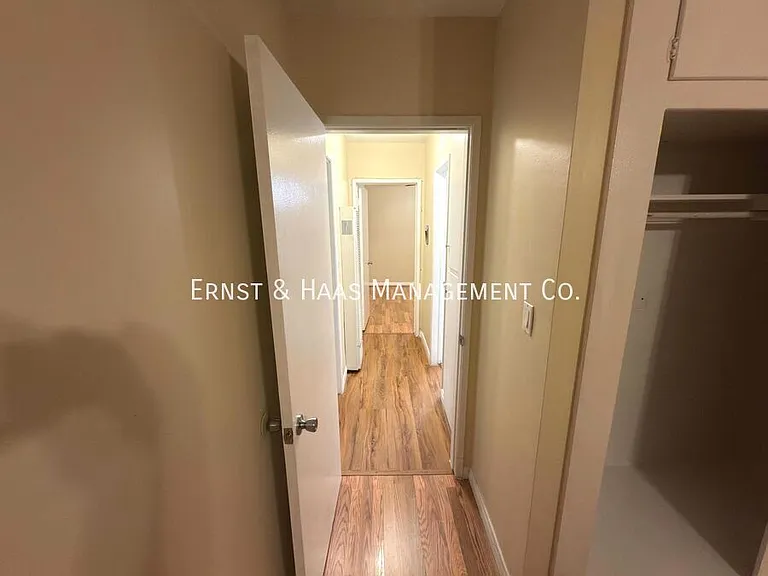 1325 E 7th St #2 — Photo 9