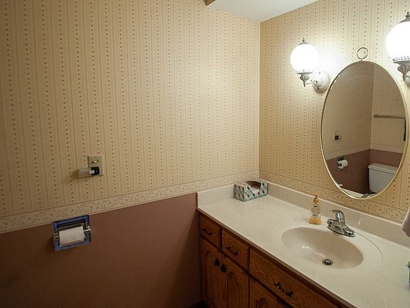 5th image of 1029 21st St