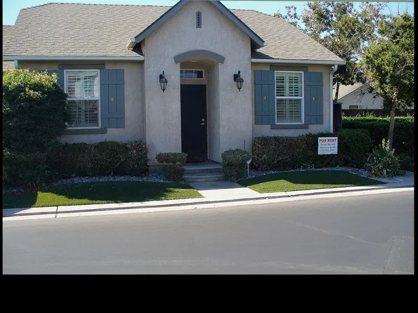 4117 W Apple Tree Ln, Fresno, CA 93722