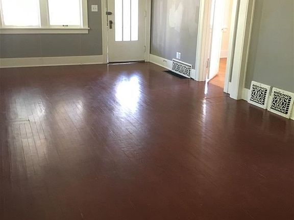 5th image of 3268 Hascall St