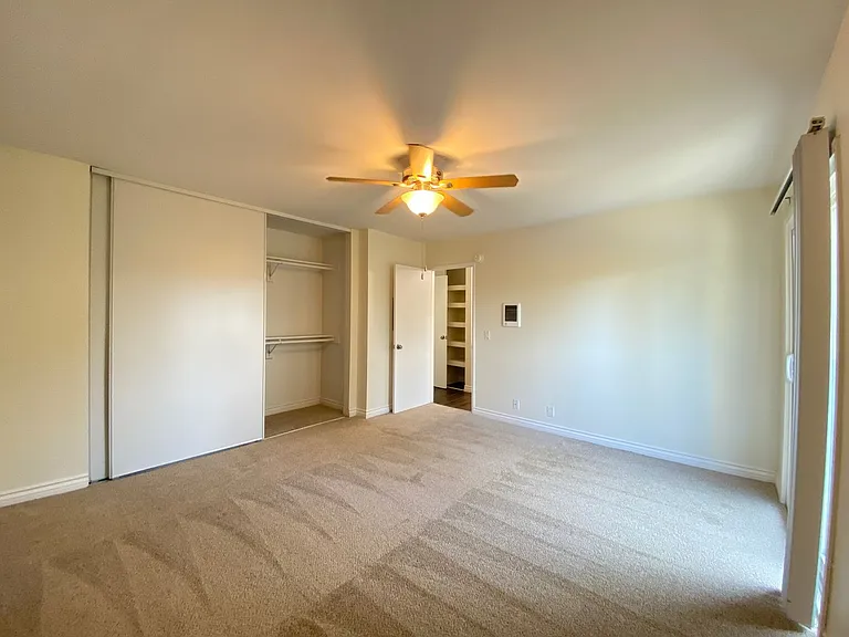 Villas de Laura Apts — Photo 12