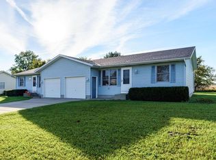 6583 Niagara Cir #6585, Stevensville, MI 49127