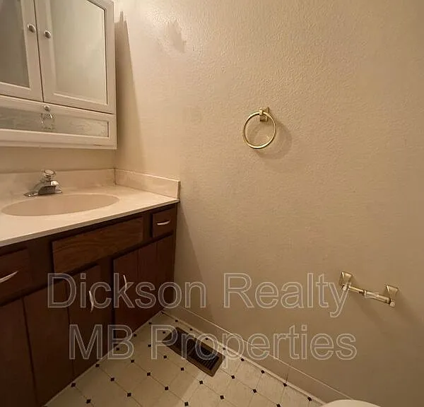 3485 Rosalinda Dr — Photo 8