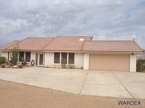 1st image of 1104 Copper Dr